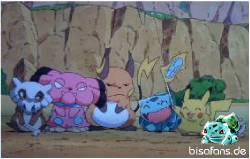 Pikachu und Bisasam feuern an 